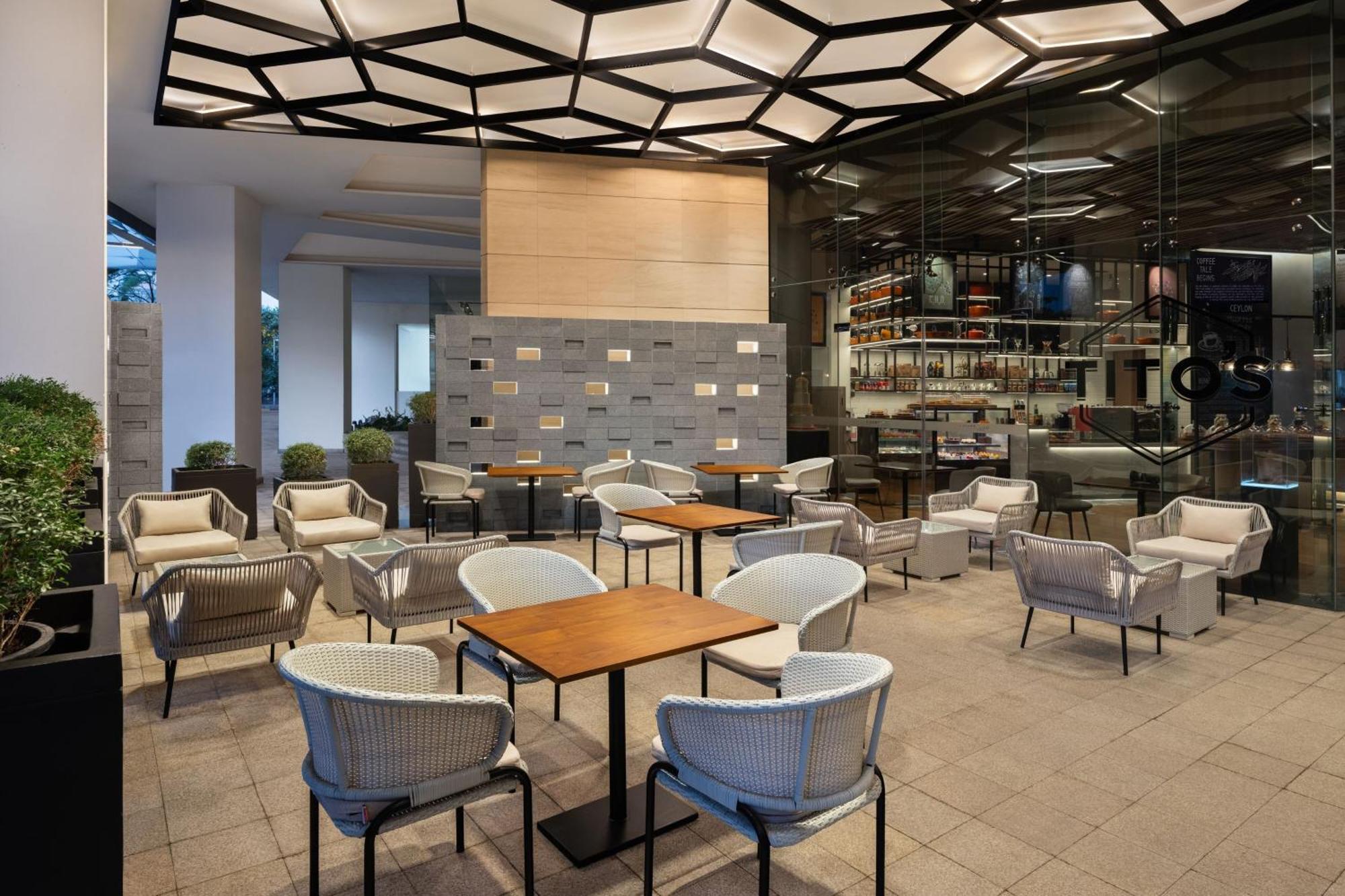 ホテル Courtyard By Marriott コロンボ エクステリア 写真